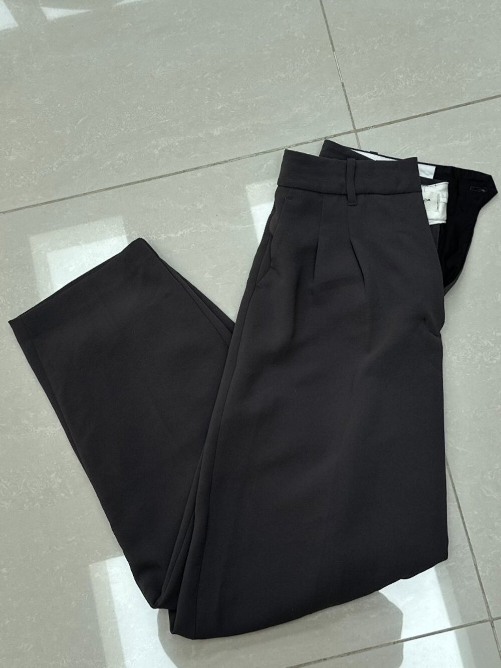 Women's Aritzia Trousers